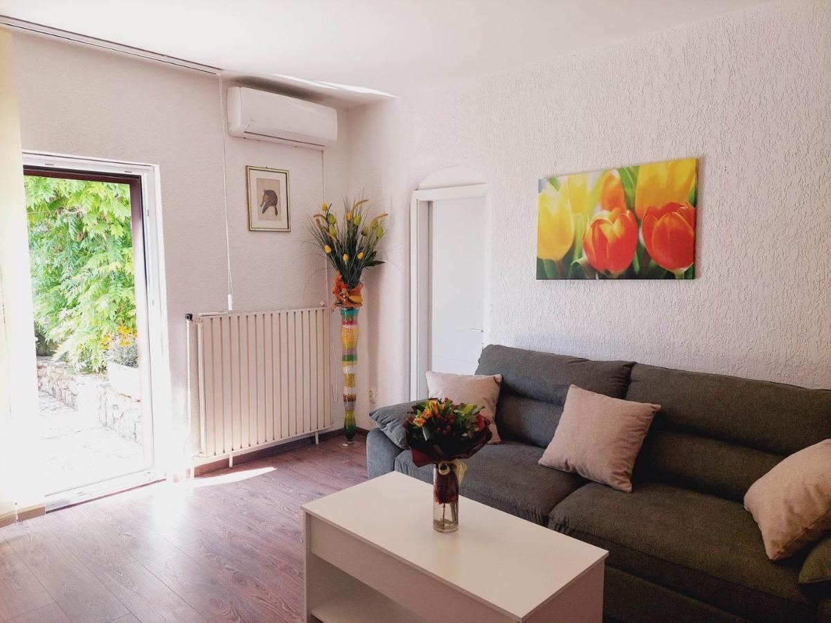 Rubin Apartman Ika Kültér fotó